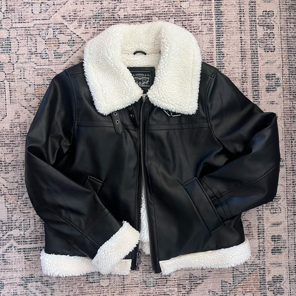 NEW Levi’s Leather Sherpa Bomber Jacket